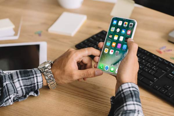 Приложение на Айфон